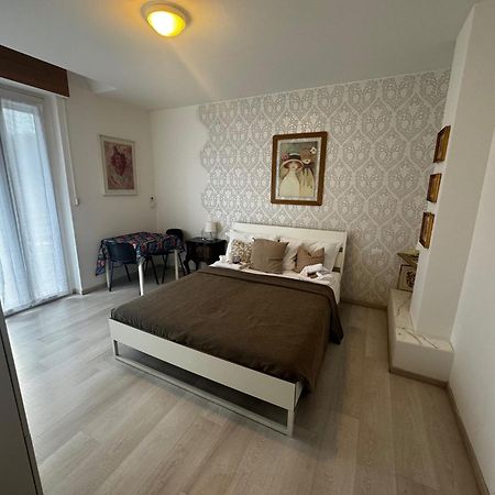 Residenza Manzoni Como Centre Luaran gambar
