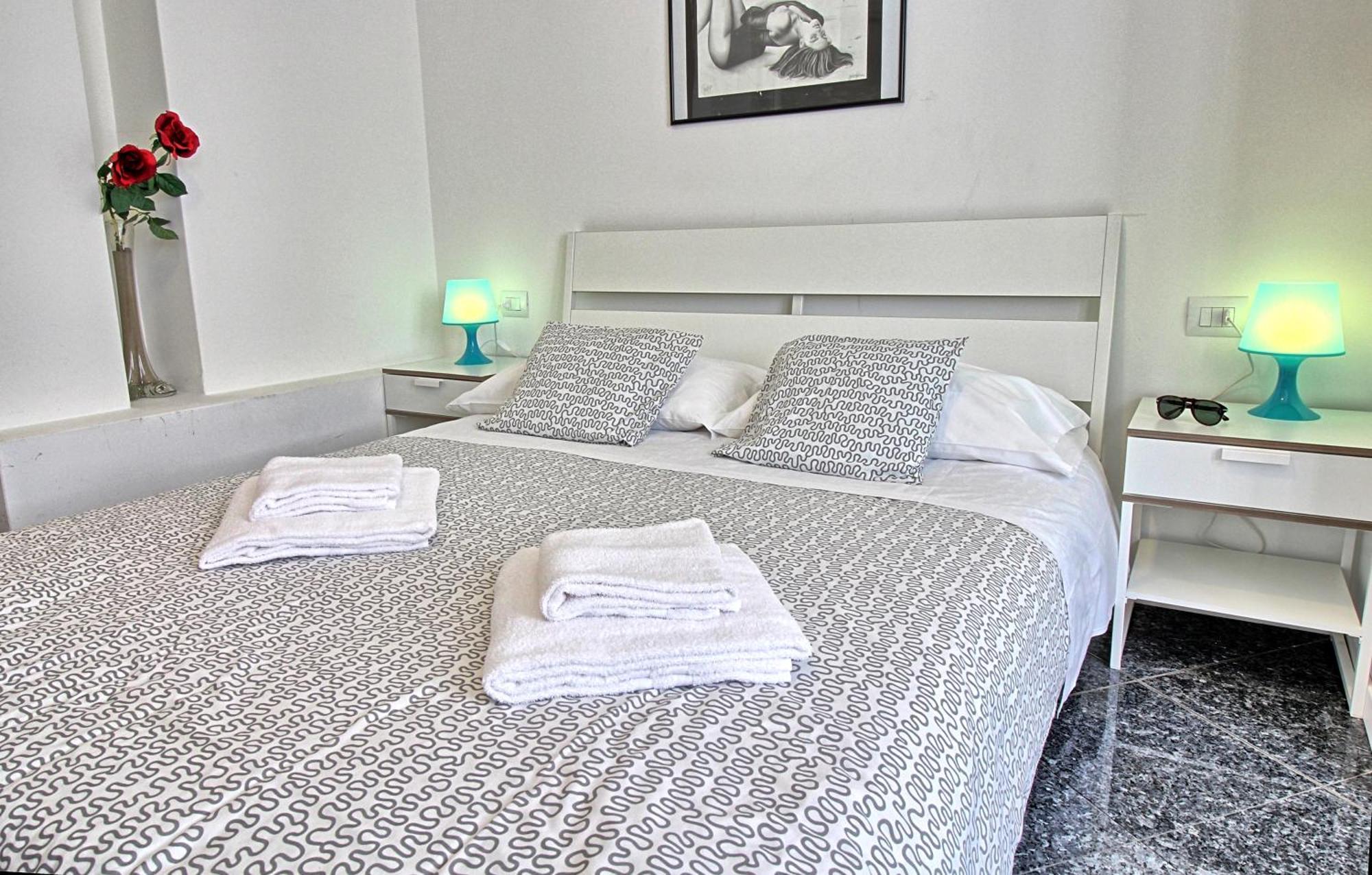 Residenza Manzoni Como Centre Luaran gambar