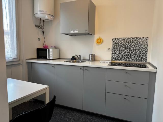 Residenza Manzoni Como Centre Luaran gambar